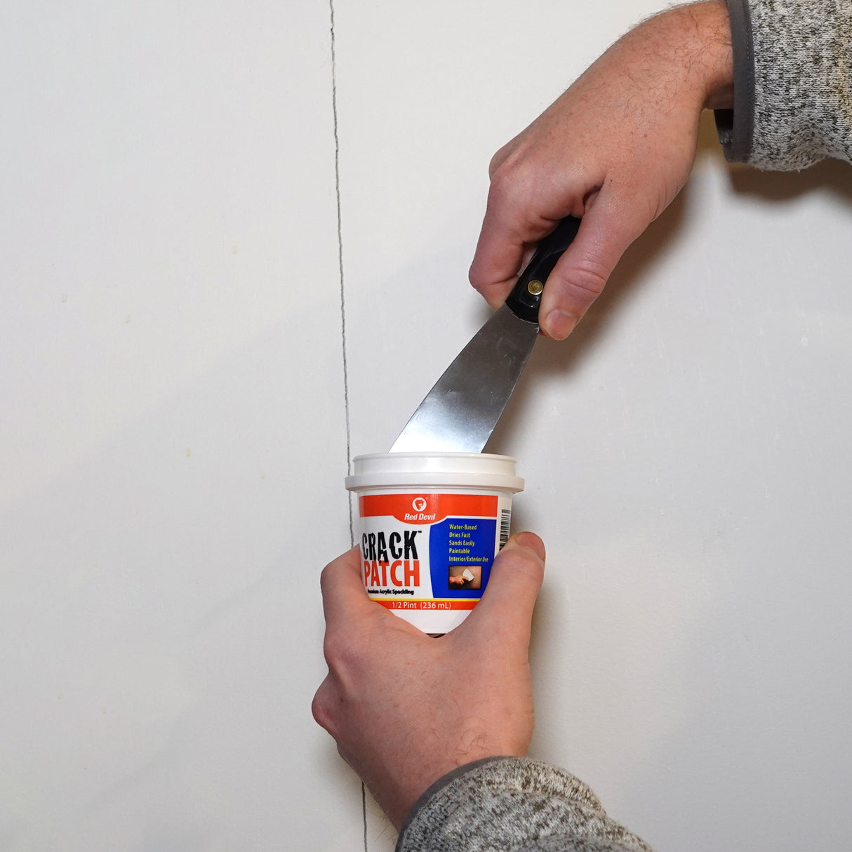 Red Devil Crack Patch™ Premium Acrylic Spackling - 1/2 Pint Tub (236ml)