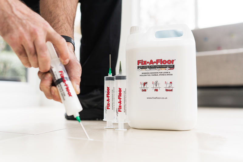 Load image into Gallery viewer, Fix-A-Floor LARGE 5 Litre Tub With 3 x 60ml Syringe applicator Kits - Extra Strength Bonding Adhesive for Loose and Hollow Tiles