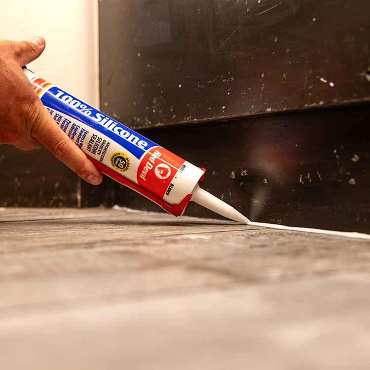 Red Devil 100% superior quality Silicone Sealant 2.8 FL. OZ. Squeeze Tube - White