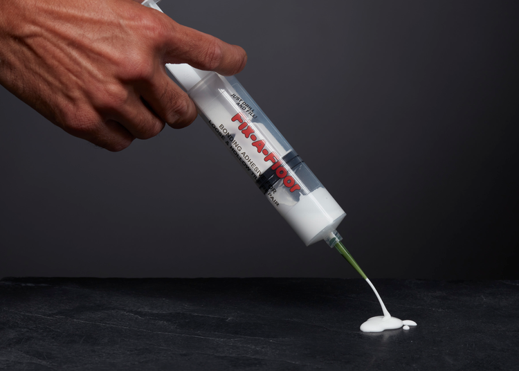 Fix-A-Floor 60ml Syringe Kit for Thin Grout Lines