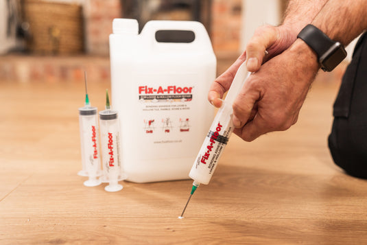 Fix-A-Floor LARGE 5 Litre Tub With 3 x 60ml Syringe applicator Kits - Extra Strength Bonding Adhesive for Loose and Hollow Tiles